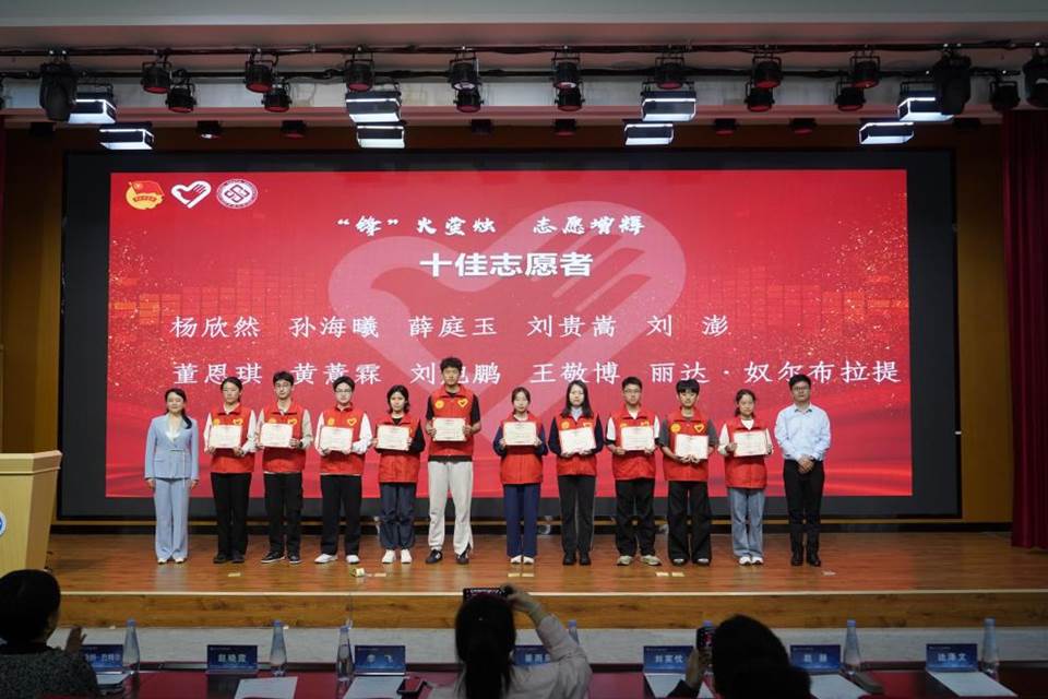 c9db67a7f74c81a153afeb722ab5880